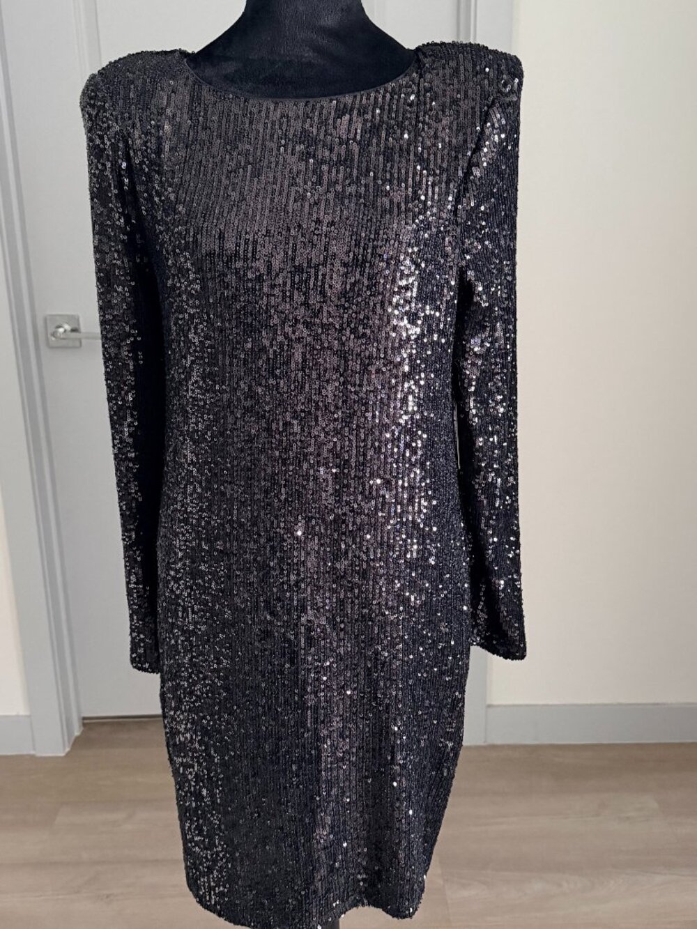 Express Sequin Black Long Sleeve Retro 70s Short Dress M Holiday Party Cocktail